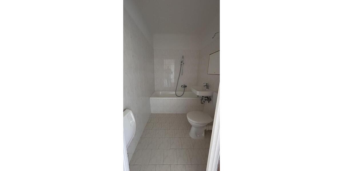 Etagenwohnung Grimma - 3 Zimmer, 62 m&sup2;, 410&euro; | Angebot:25872494