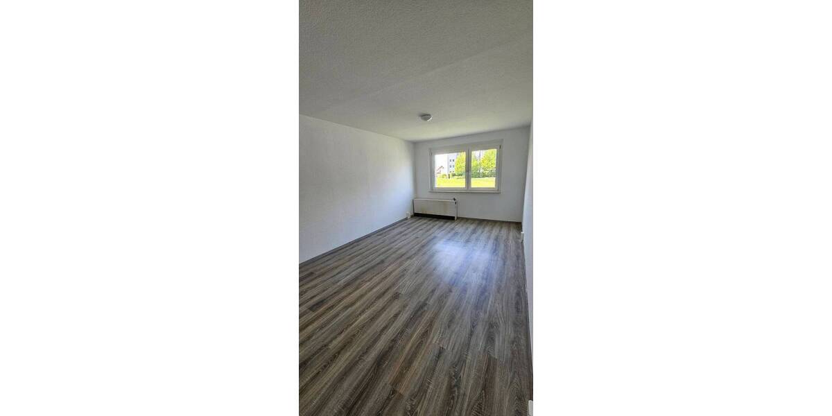 Etagenwohnung Eilenburg Eilenburg-Berg - 3 Zimmer, 58 m&sup2;, 300&euro; | Angebot:26489268