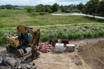 Grundstück zu verkaufen in Taucha 211.200 € 704 m² zimmer