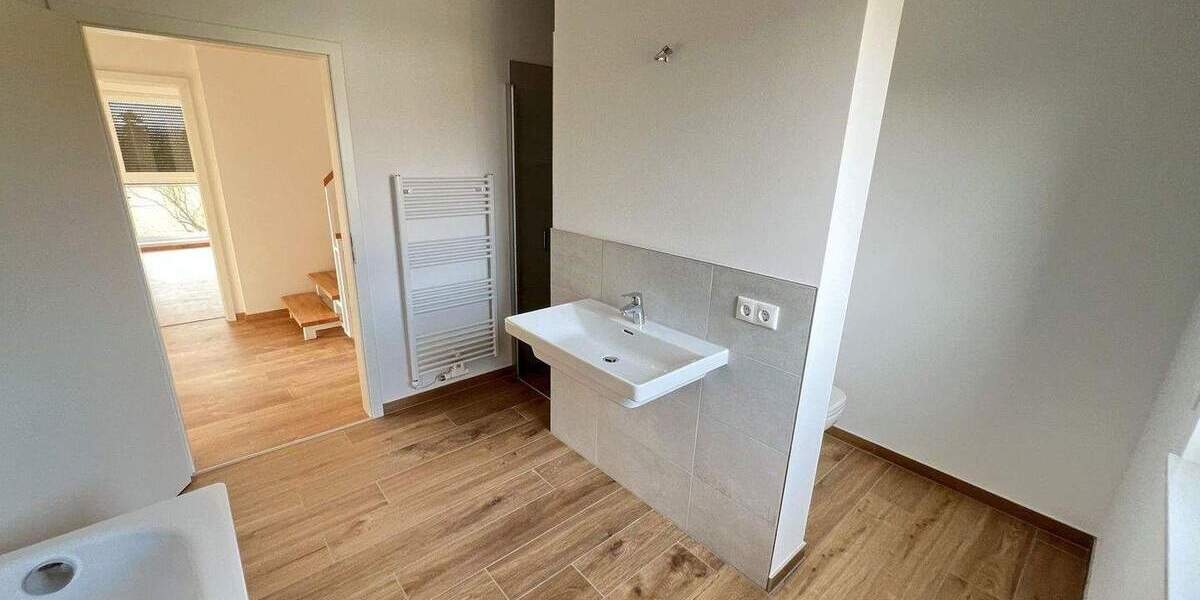 Doppelhaushälfte Leipzig Burghausen-Rückmarsdorf - 6 Zimmer, 158 m&sup2;, 2.675&euro; | Angebot:25775599