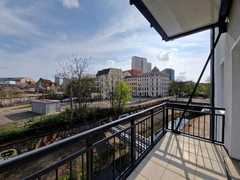 *Cityliving mit Charakter: Neubauwohnung in historischem Gebäude* 4-Zimmer-Wohnung mit 2 Balkonen 4 zimmer