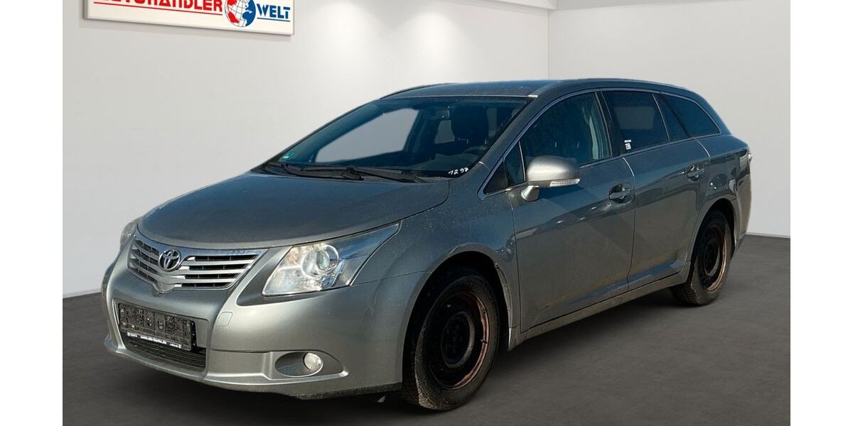 Toyota Avensis 148.543 km 5.699 &euro; Brehna 06796