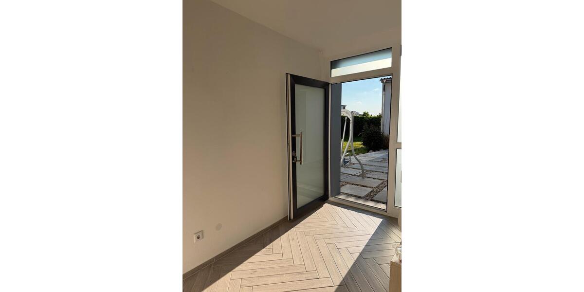 Erdgeschoßwohnung Delitzsch - 3.5 Zimmer, 130 m&sup2;, 1.650&euro; | Angebot:26578849