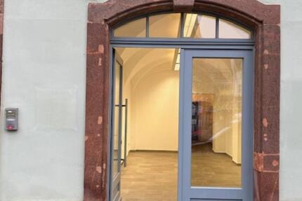 Schöne kleine Gewerbeeinheit am Grimmaer Markt zimmer