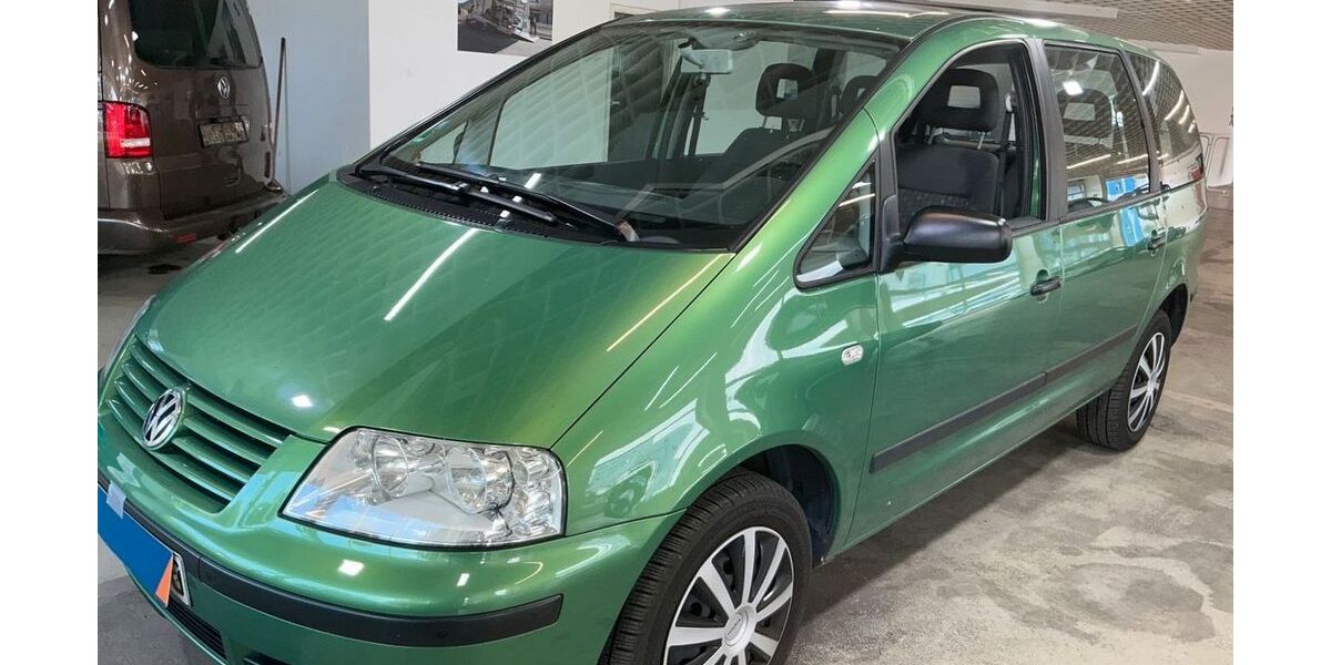 VW Sharan 151.405 km 6.333 &euro; Taucha 04425