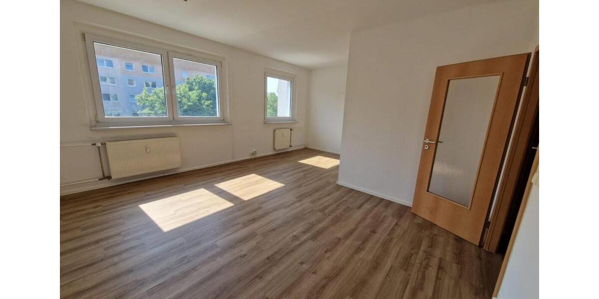 Etagenwohnung Leipzig West - 1 Zimmer, 33 m&sup2;, 327&euro; | Angebot:24752112