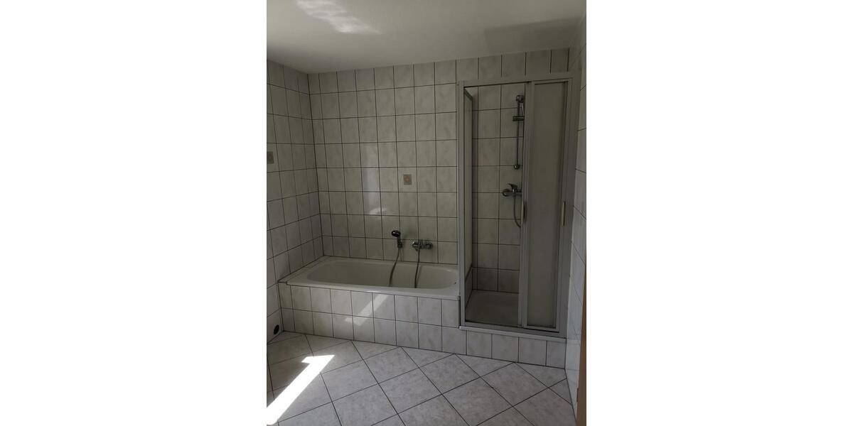Erdgeschoßwohnung Wurzen - 2 Zimmer, 55 m&sup2;, 330&euro; | Angebot:25444212