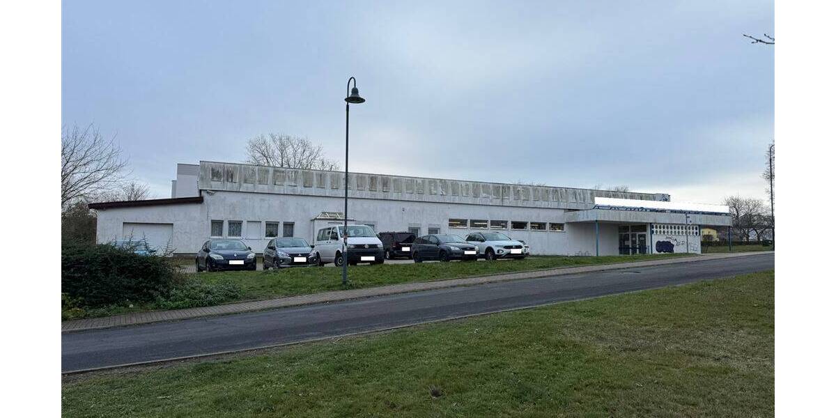 Idealer Standort in unmittelbarer Nähe zum Wohngebiet zimmer