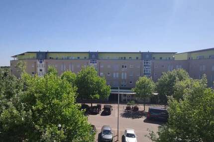 ++Großzügig wohnen: 4 Zimmer mit Aufzug & Weitblick++