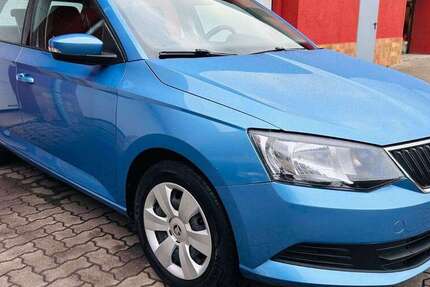 Skoda Fabia 90.000 km 8.200 € Leipzig 04158