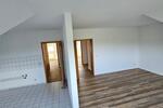 Dachgeschoßwohnung Zwenkau - 3 Zimmer, 72 m&sup2;, 690&euro; | Angebot:26493541