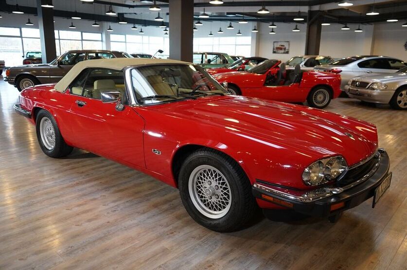 XJS