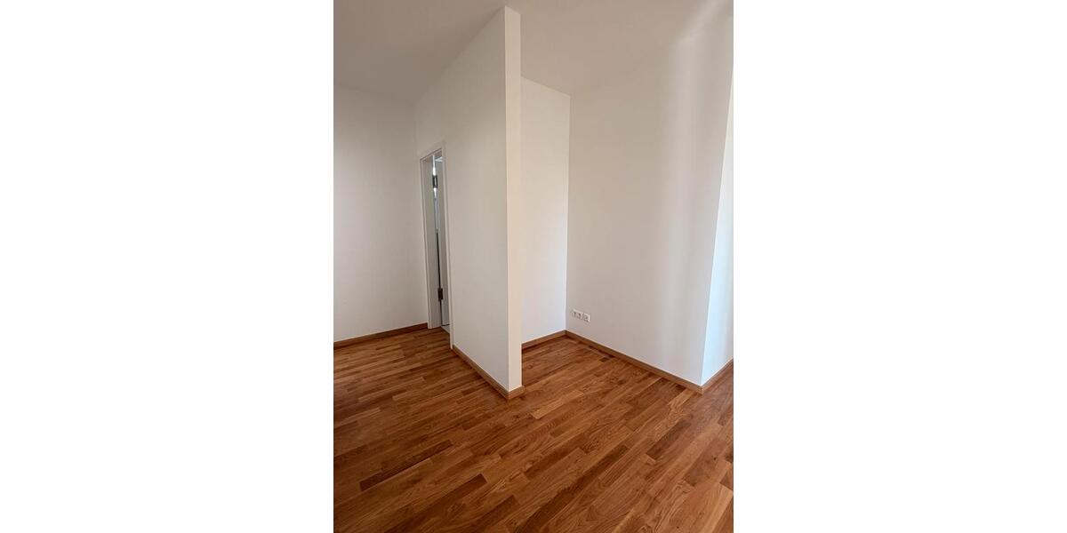 Etagenwohnung Leipzig Südwest - 5 Zimmer, 135 m&sup2;, 2.145&euro; | Angebot:26297244