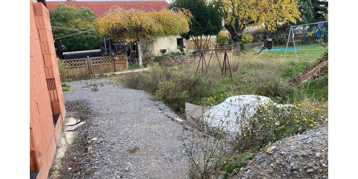 Doppelhaushälfte Zwenkau - 4 Zimmer, 133 m&sup2;, 180.000&euro; | Angebot:25741912