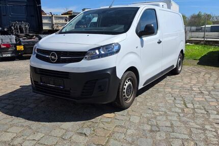 Opel Vivaro 93.200 km 12.971 &euro; Taucha 04425