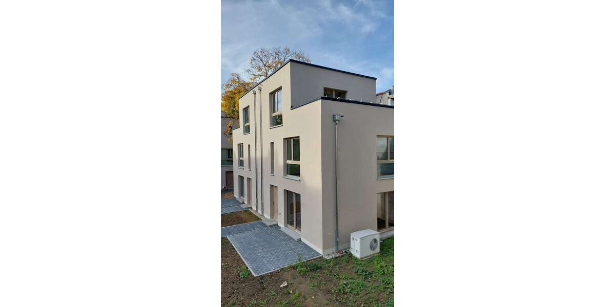 Haus zum Mieten in Leipzig 1.449 € 105.28 m² 4 zimmer