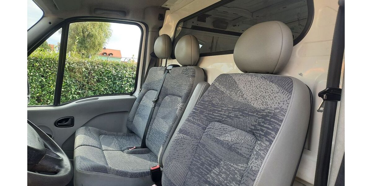 Renault Master 149.900 km 3.900 &euro; Regis-Breitingen 04565