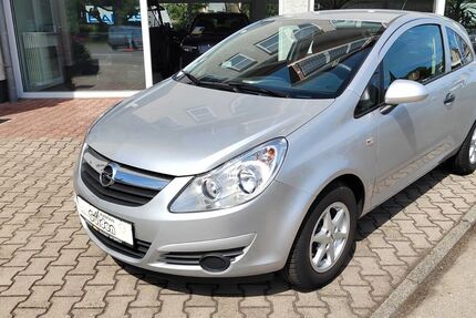 Opel Corsa 32.272 km 6.690 &euro; Delitzsch OT Döbernitz 04509