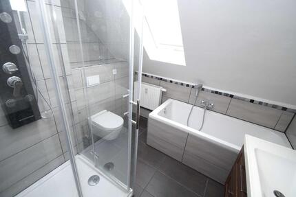 gemütliche 2-Zimmer-Whg mit Wohnküche, Wanne+Dusche - 1 Monat Kaltmietfrei 2 zimmer