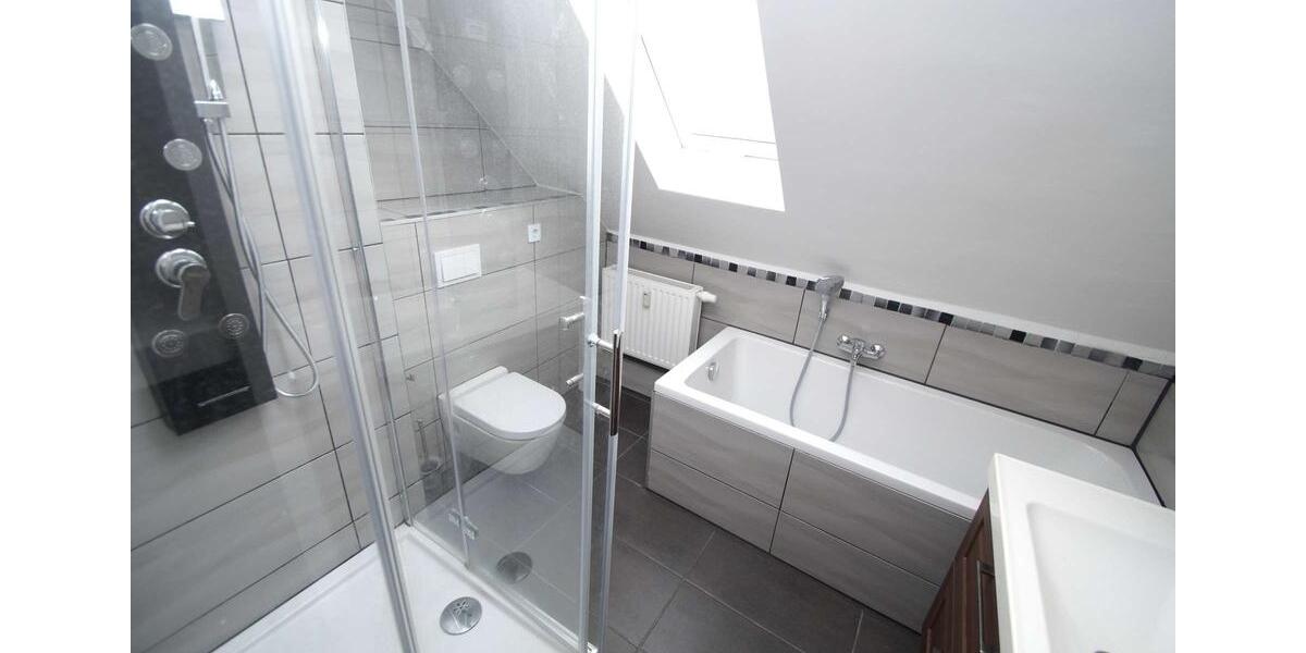 gemütliche 2-Zimmer-Whg mit Wohnküche, Wanne+Dusche - 1 Monat Kaltmietfrei 2 zimmer