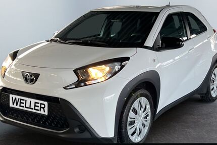 Toyota Aygo (X) 1.715 km 14.990 &euro; Leipzig 04347