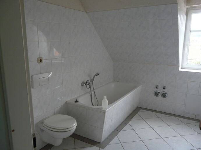 Etagenwohnung Grimma - 6 Zimmer, 113 m&sup2;, 600&euro; | Angebot:25742111