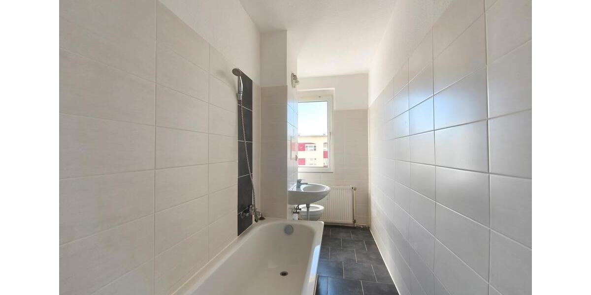 Etagenwohnung Zwenkau - 1 Zimmer, 31 m&sup2;, 235&euro; | Angebot:26279172