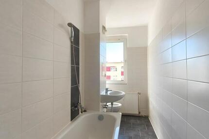 Wohnung Zwenkau - 1 Zimmer, 31 m&sup2;, 235&euro; | Angebot:26279172