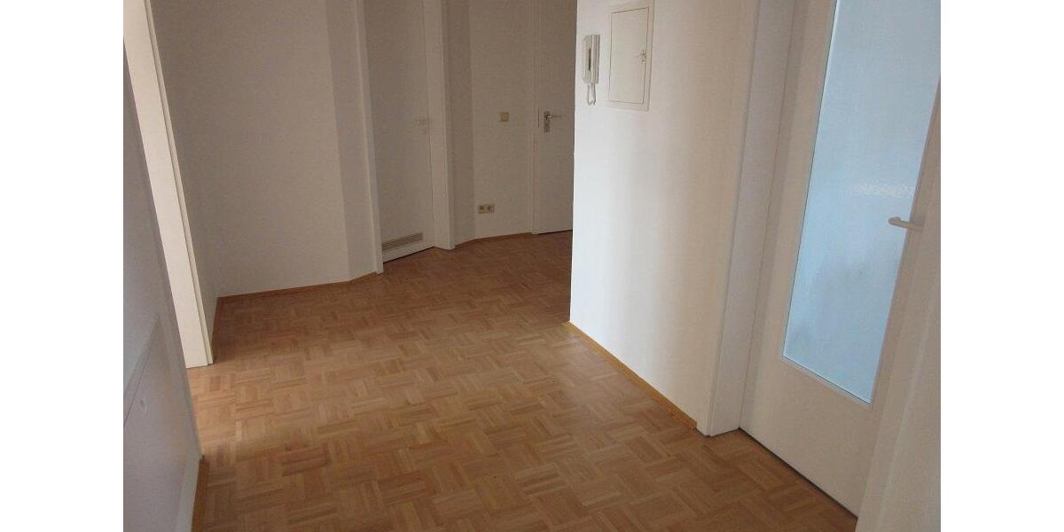 Dachgeschoßwohnung Leipzig Ost - 3 Zimmer, 96 m&sup2;, 950&euro; | Angebot:26588859