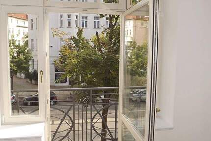 Freistehende 3-Raum-Wohnung in Gohlis - exklusive Ausstattung mit Balkon!! 3 zimmer