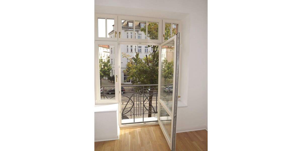 Freistehende 3-Raum-Wohnung in Gohlis - exklusive Ausstattung mit Balkon!! 3 zimmer