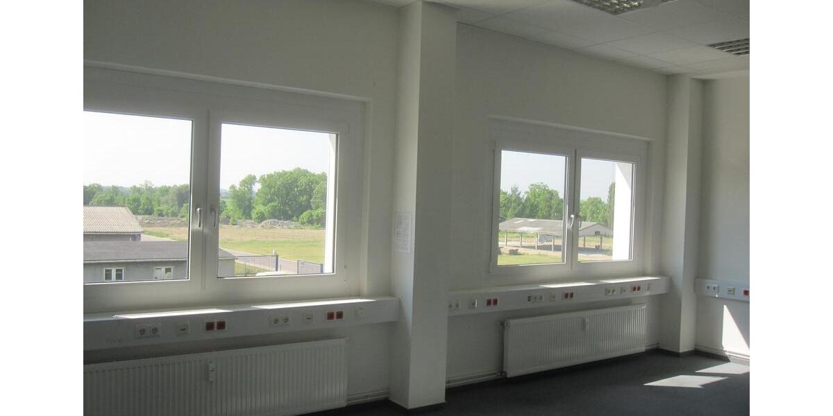 Gewerbeobjekt Merseburg - 720&euro; | Angebot:13574636