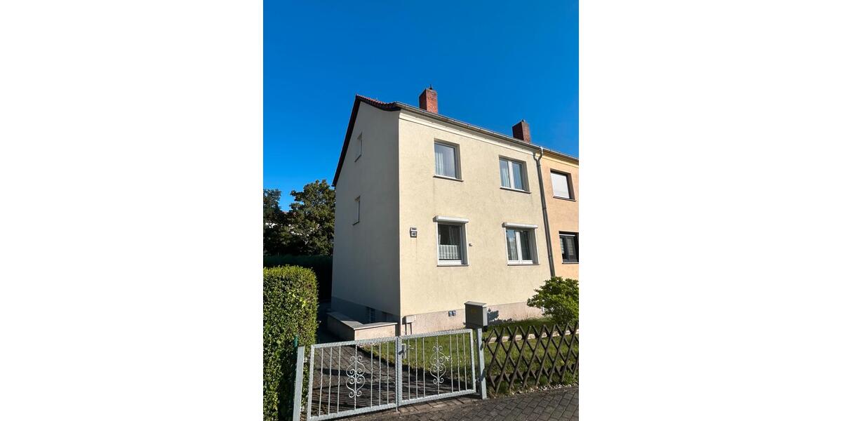 Doppelhaushälfte Borna - 2 Zimmer, 123 m&sup2;, 152.000&euro; | Angebot:27266536