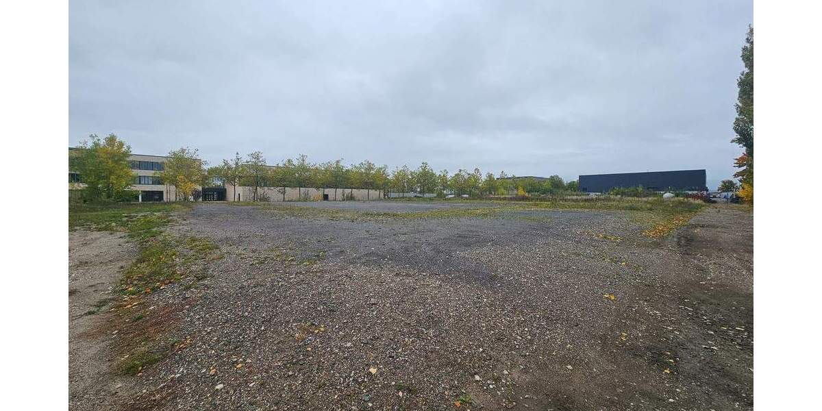 Ca. 10.384 m² großes Gewerbe Baugrundstück in Wiederitzsch, nahe der 