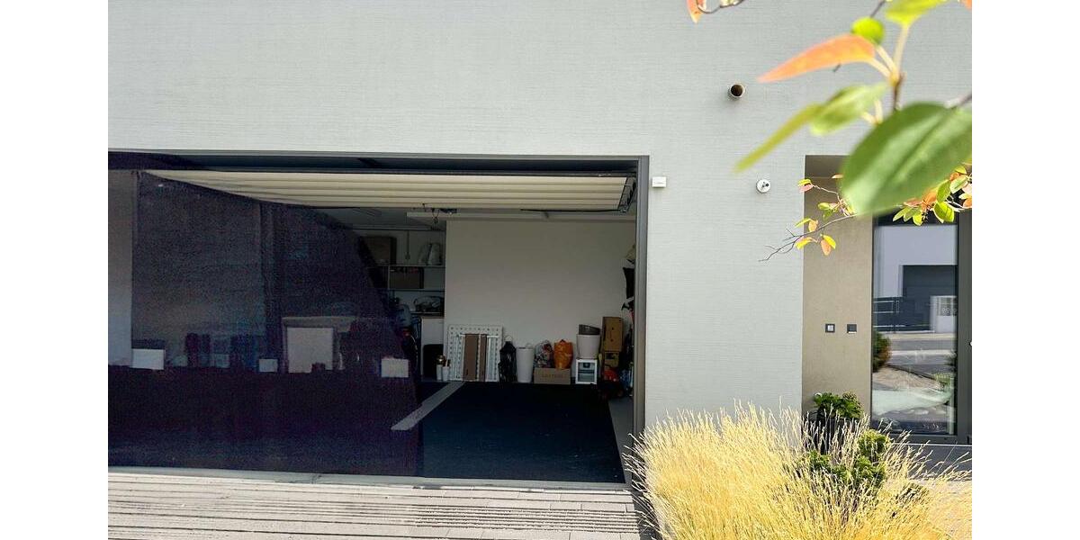 Einfamilienhaus Zwenkau - 6 Zimmer, 257 m&sup2;, 3.000&euro; | Angebot:24474777