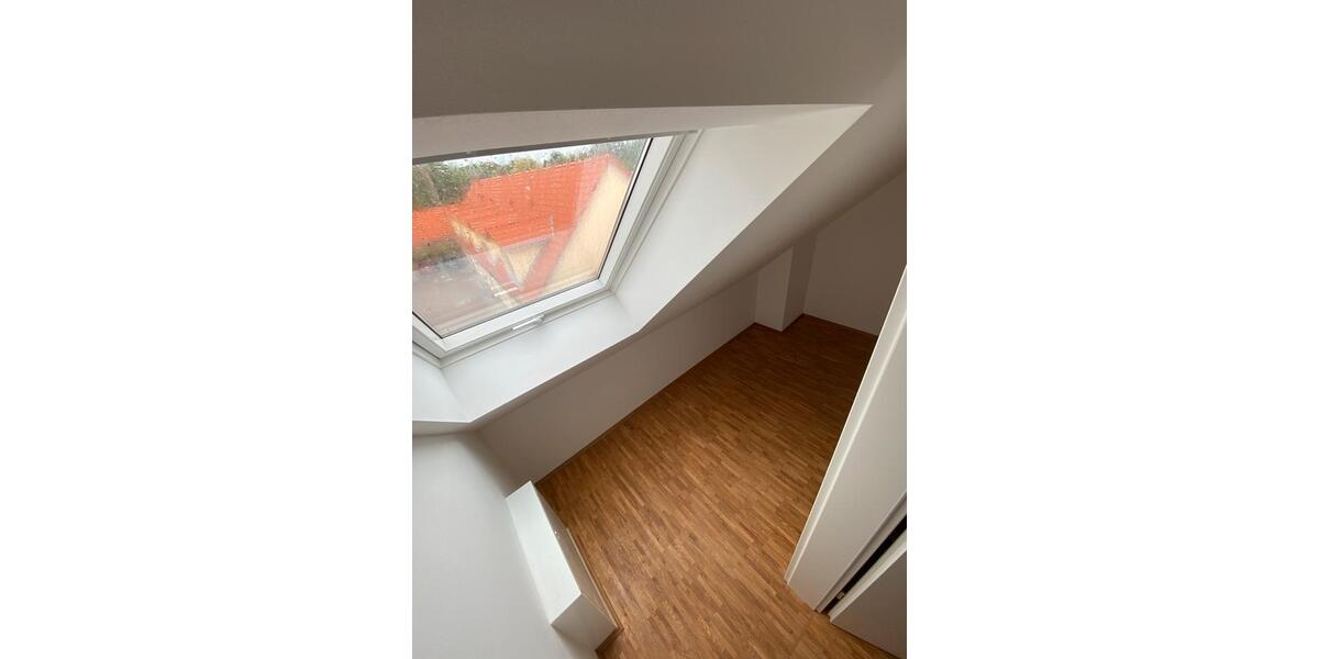 Reihenhaus Großpösna - 5 Zimmer, 129 m&sup2;, 1.580&euro; | Angebot:26543105