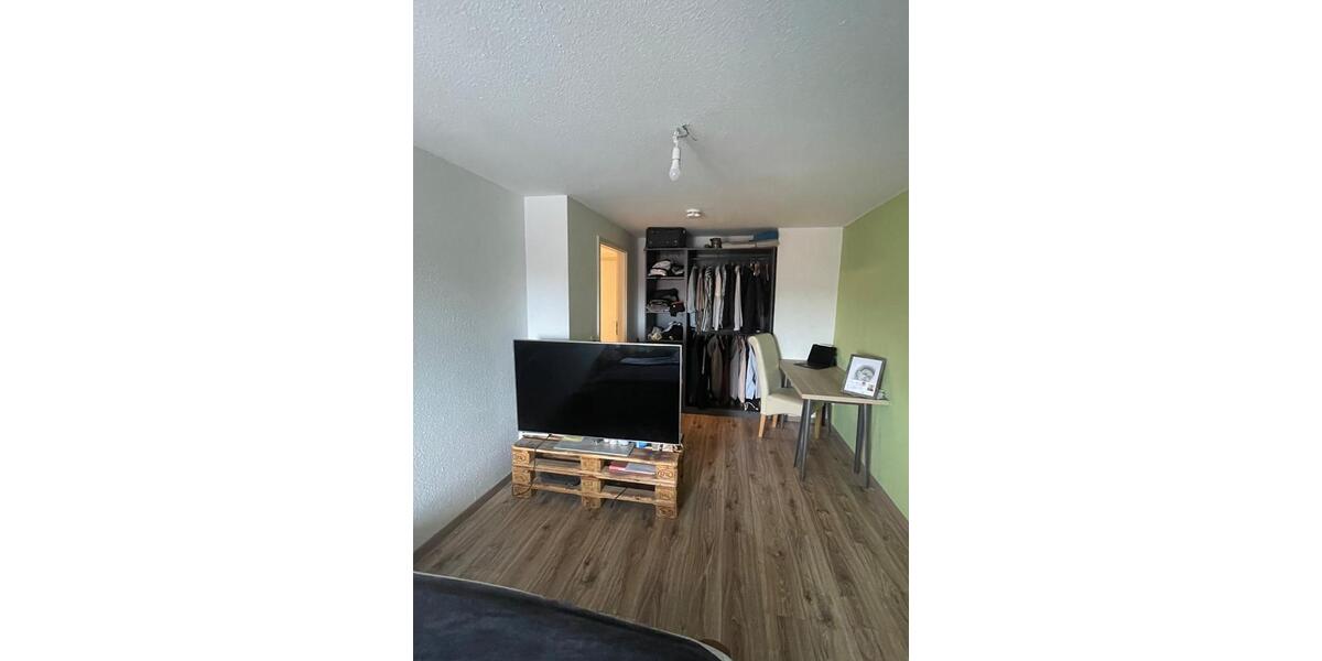 Dachgeschoßwohnung Leipzig Nord - 3 Zimmer, 77 m&sup2;, 350&euro; | Angebot:26301258