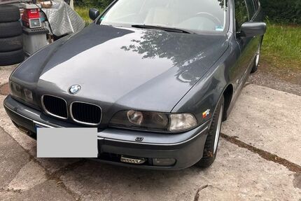 BMW 528 316.094 km 2.700 &euro; Belgershain 04683