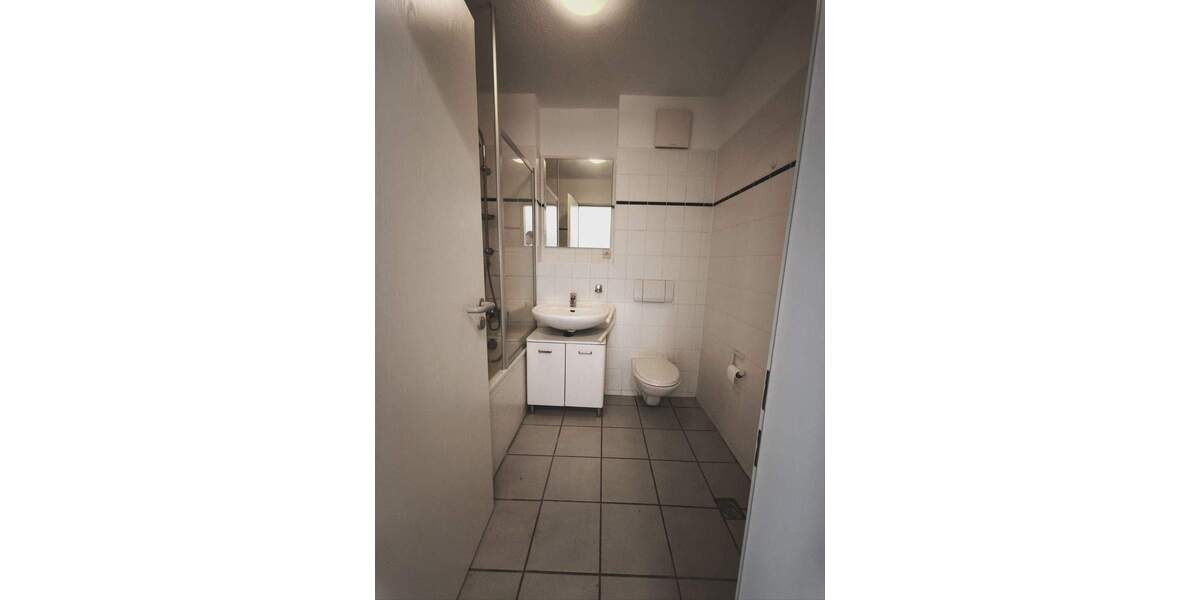 2 Raum Wohnung in ruhiger Lage mit Küche - gepflegtes Haus 2 zimmer