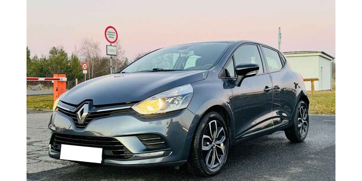 Renault Clio 148.000 km 6.800 &euro; Delitzsch 04509