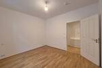 Neuwertige 3 Zimmer Wohnung mit großem Balkon