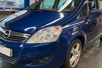 Opel Zafira 121.557 km 5.990 &euro; Taucha 04425