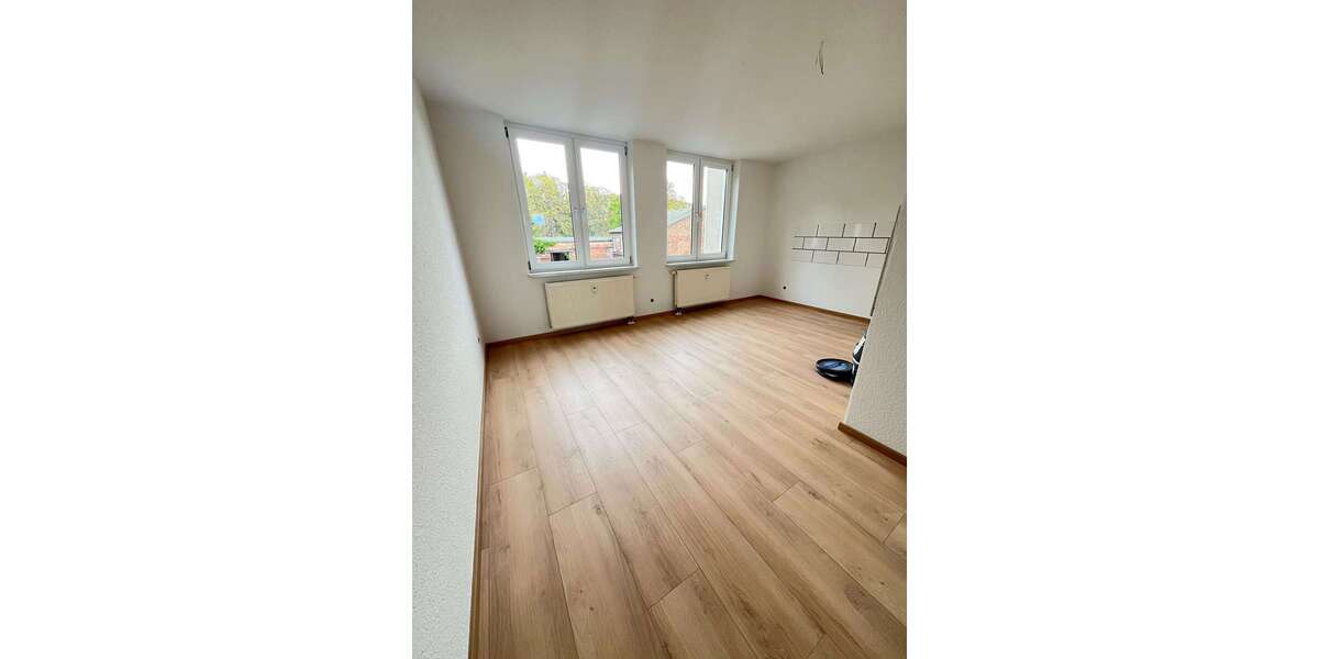 Wohnung zum Mieten in Merseburg (Saale 800 € 117.3 m² 4 zimmer