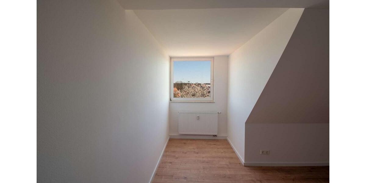 Dachgeschoßwohnung Borna - 2 Zimmer, 55 m&sup2;, 495&euro; | Angebot:26545944