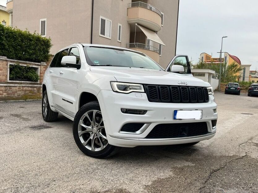 Grand Cherokee