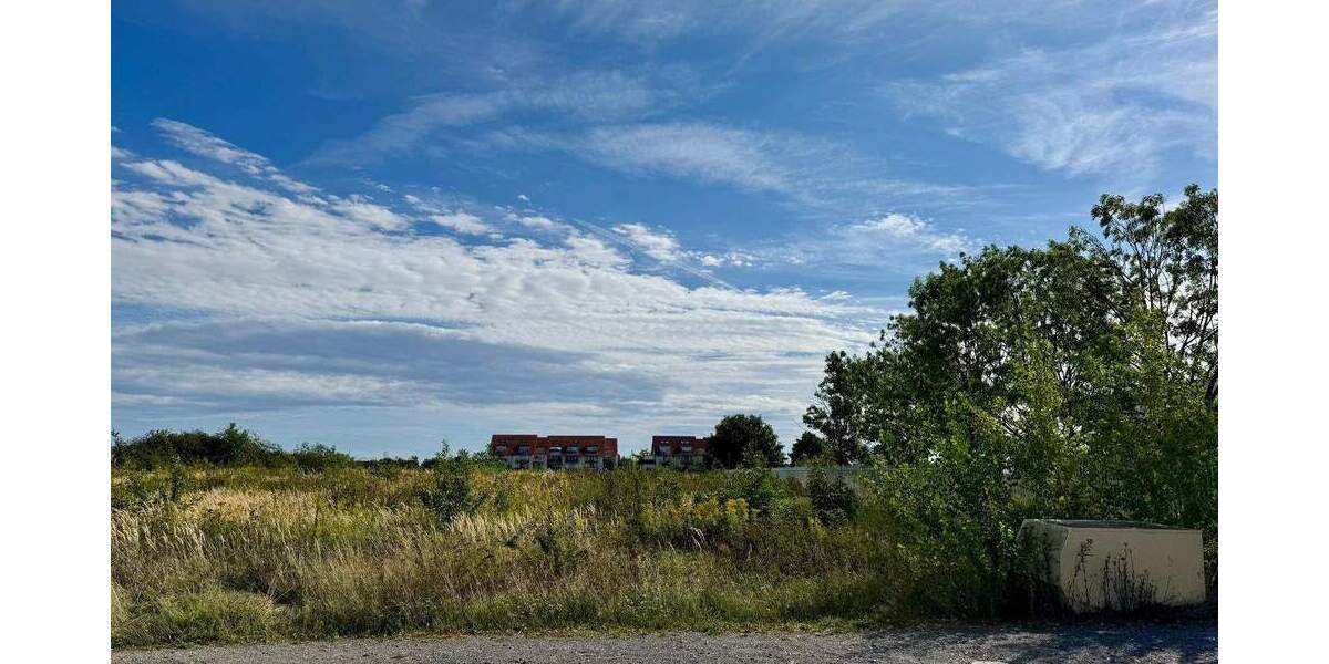 Etagenwohnung Schkeuditz Dölzig - 3 Zimmer, 76 m&sup2;, 170.000&euro; | Angebot:25701608