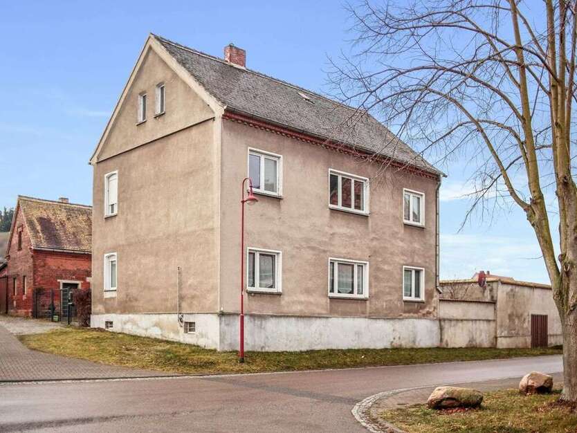 Haus zum Kaufen in Jesewitz 199.990 € 170.92 m²