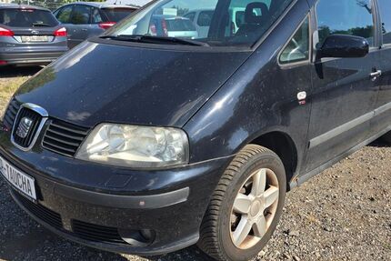 Seat Alhambra 202.180 km 2.200 &euro; Taucha 04425