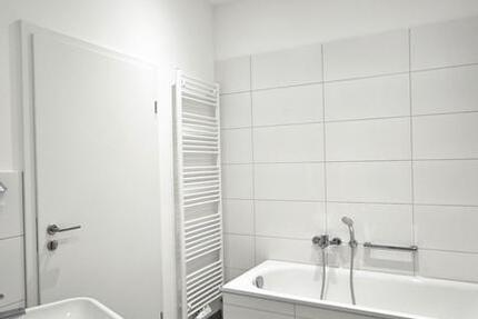 Modernisierte 2,5-Zimmer-Wohnung mit vielseitigem Nutzungskonzept. Sichern Sie sich jetzt 2 Monate Grundmietenfreiheit als Weinachtsspecial. 2 zimmer