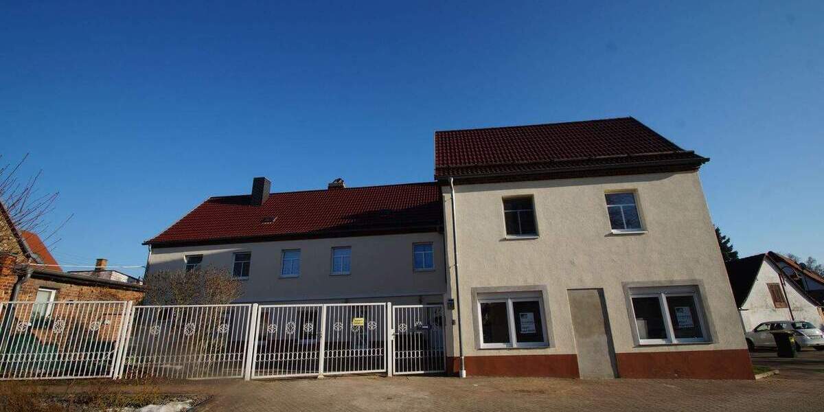 Etagenwohnung Schkopau Lochau - 3 Zimmer, 80 m&sup2;, 640&euro; | Angebot:25682714